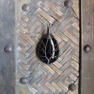 Obsidaan/ zwarte agaat hanger